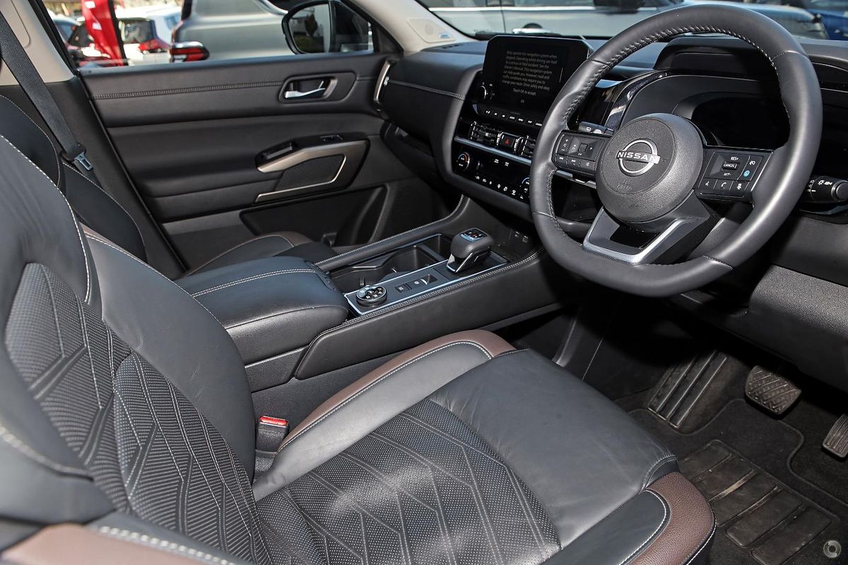 2024 Nissan Pathfinder Ti-L R53