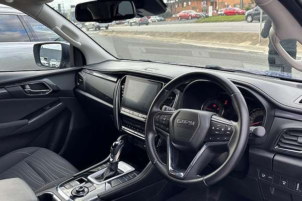 2023 Isuzu MU-X LS-U