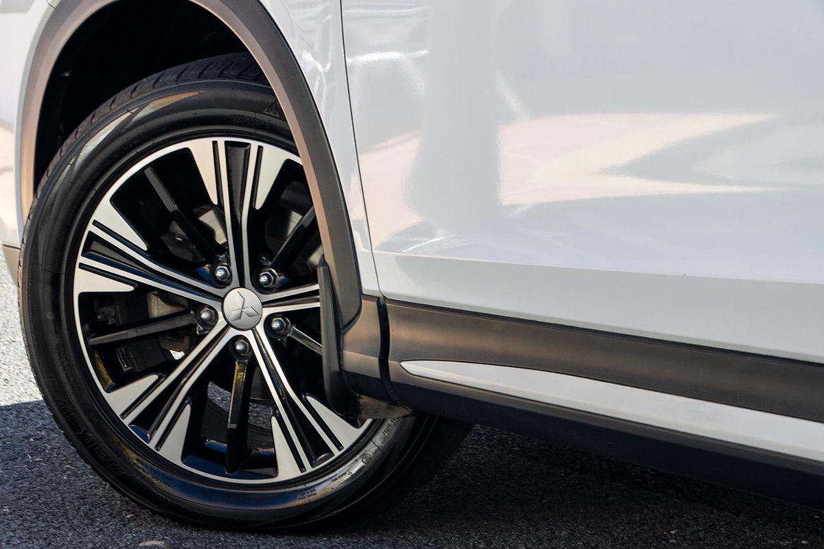 2018 Mitsubishi Eclipse Cross LS YA
