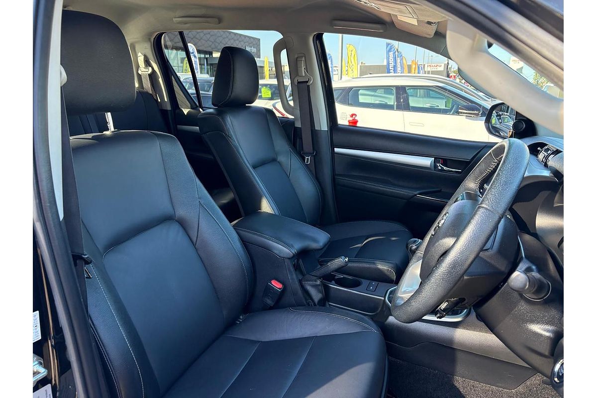 2021 Toyota Hilux SR5 GUN126R 4X4