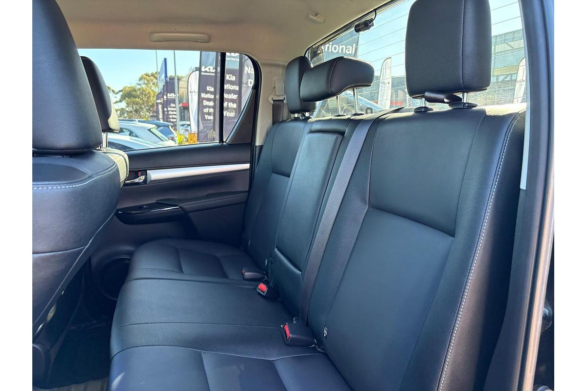 2021 Toyota Hilux SR5 GUN126R 4X4
