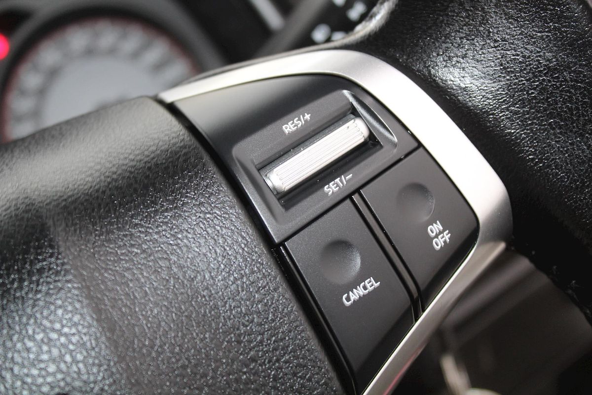 2018 Isuzu D-MAX SX High Ride Rear Wheel Drive