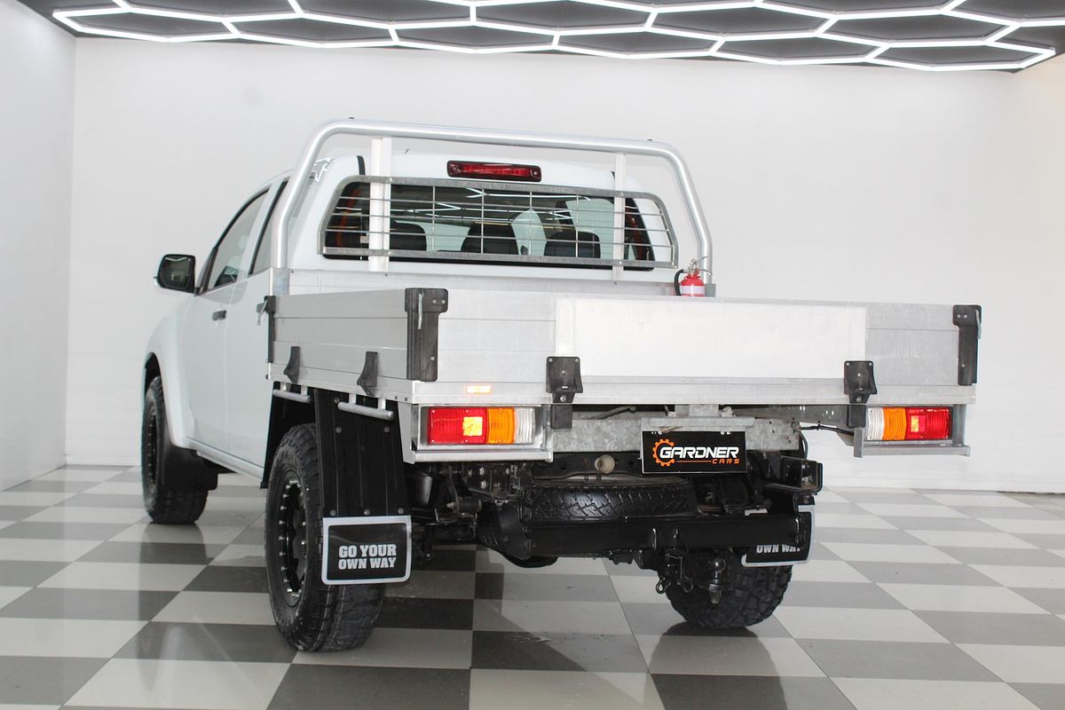 2018 Isuzu D-MAX SX High Ride Rear Wheel Drive