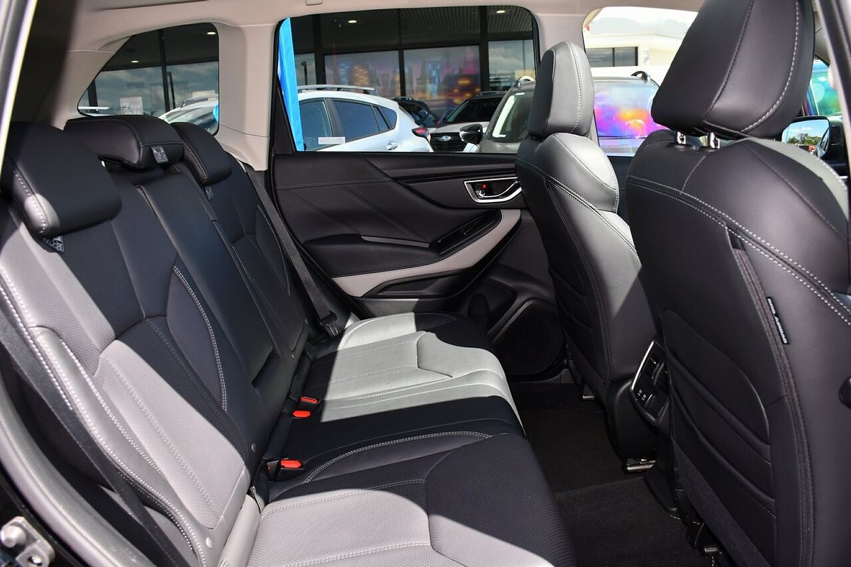 2024 Subaru Forester 2.5i-S S5
