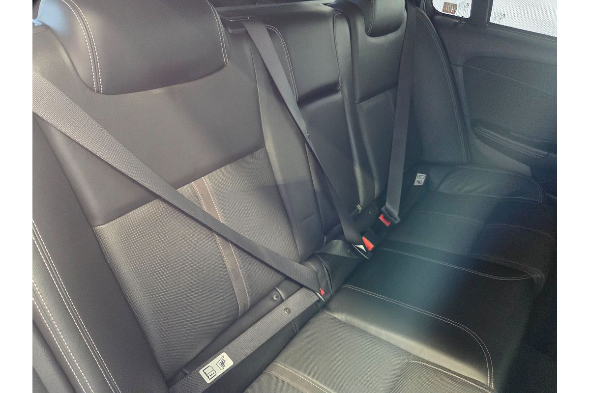 2015 Holden Commodore SS V Sandman VF