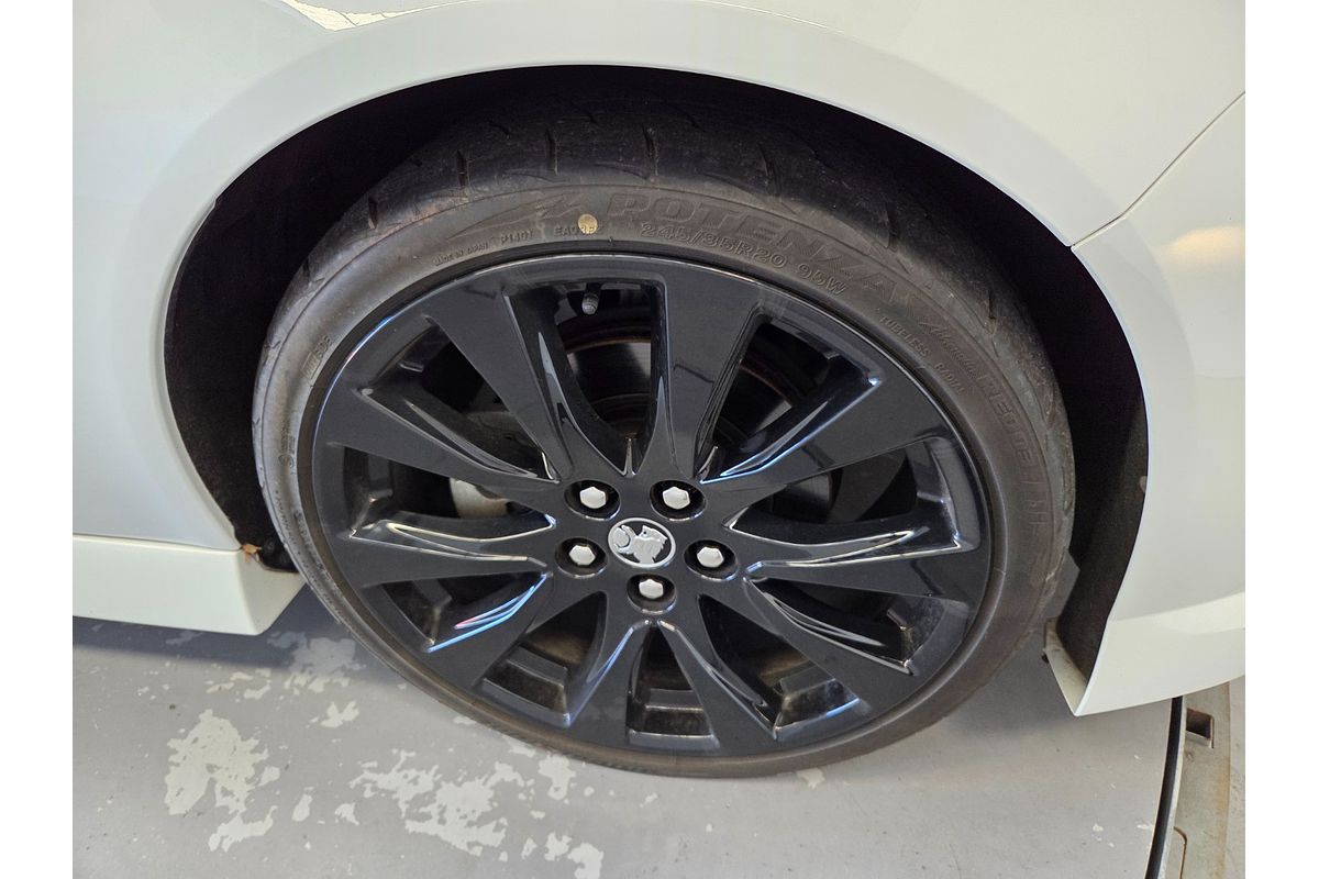 2015 Holden Commodore SS V Sandman VF
