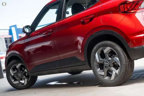 2025 Hyundai Venue Active QX.V5