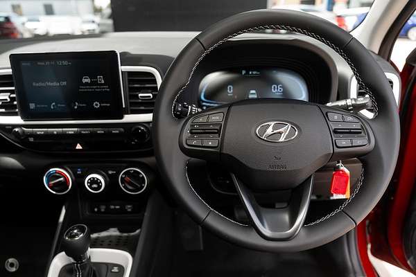 2025 Hyundai Venue Active QX.V5