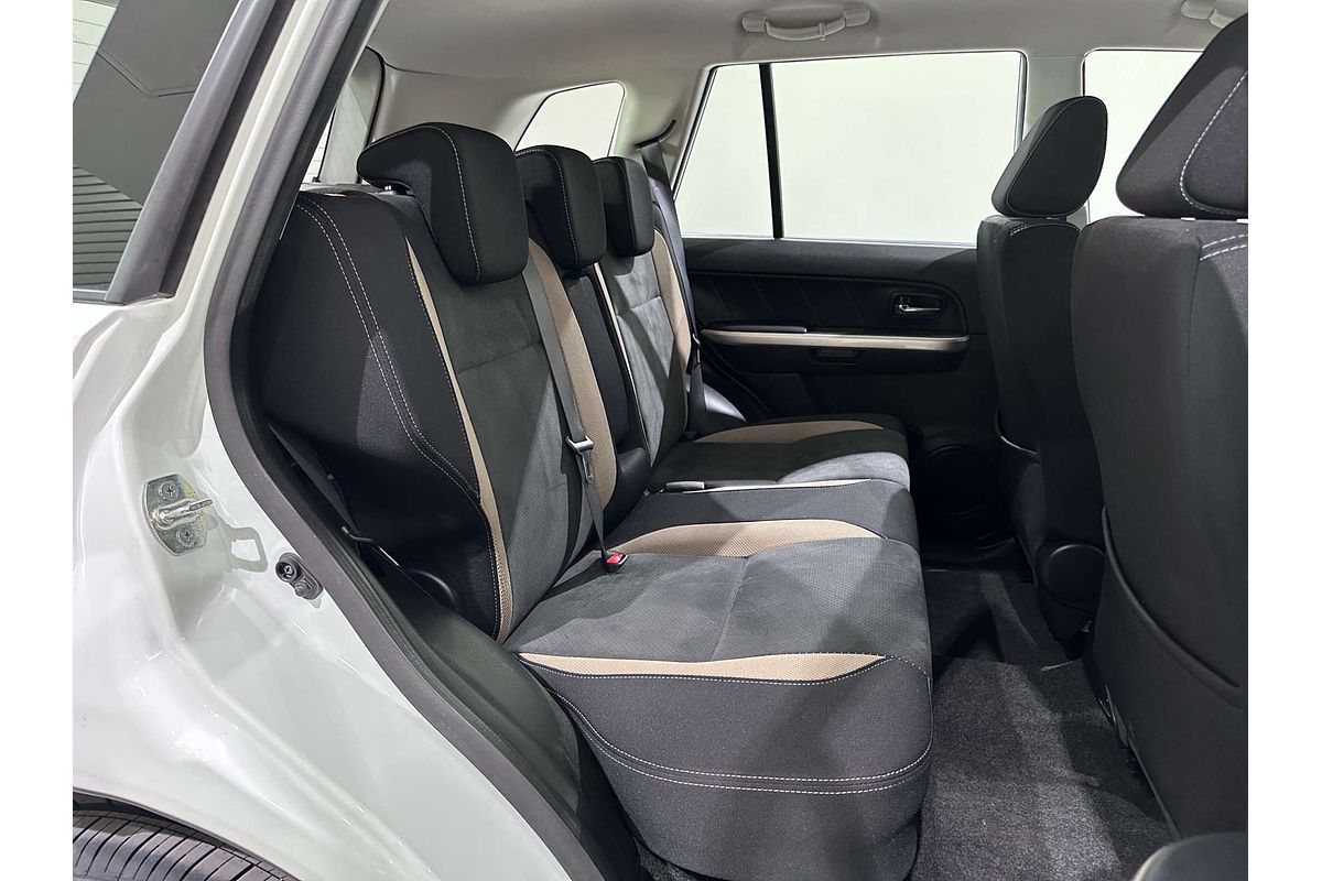 2017 Suzuki Grand Vitara Navigator JB