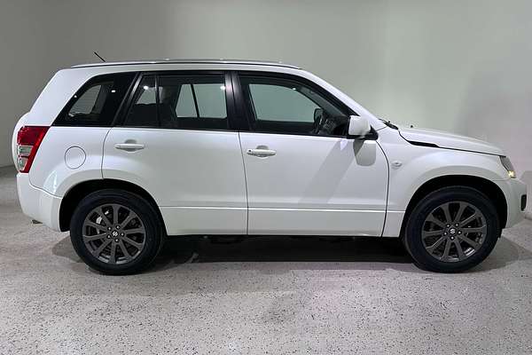 2017 Suzuki Grand Vitara Navigator JB