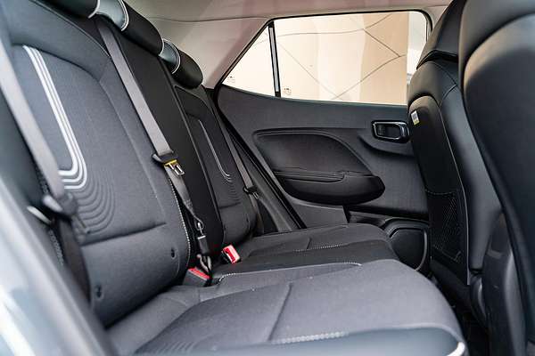2025 Hyundai Venue Active QX.V5