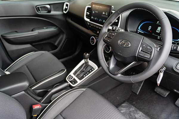 2025 Hyundai Venue Active QX.V5