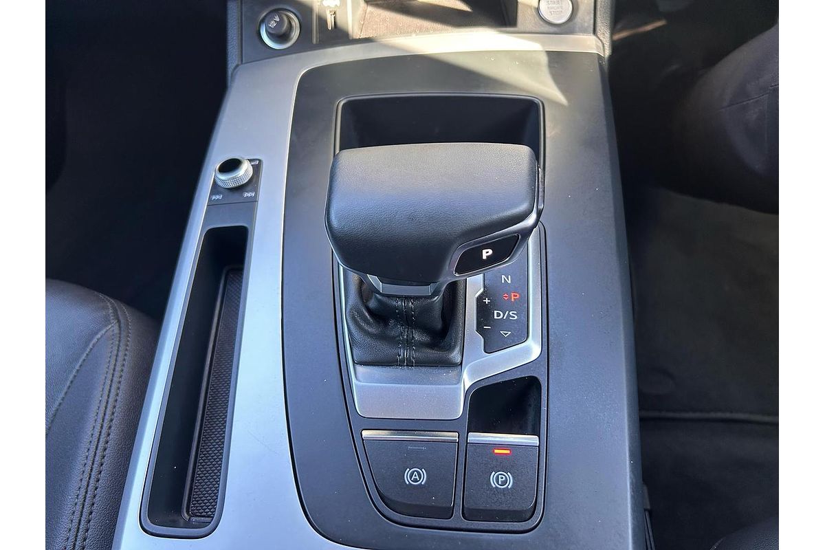 2023 Audi Q5 35 TDI FY