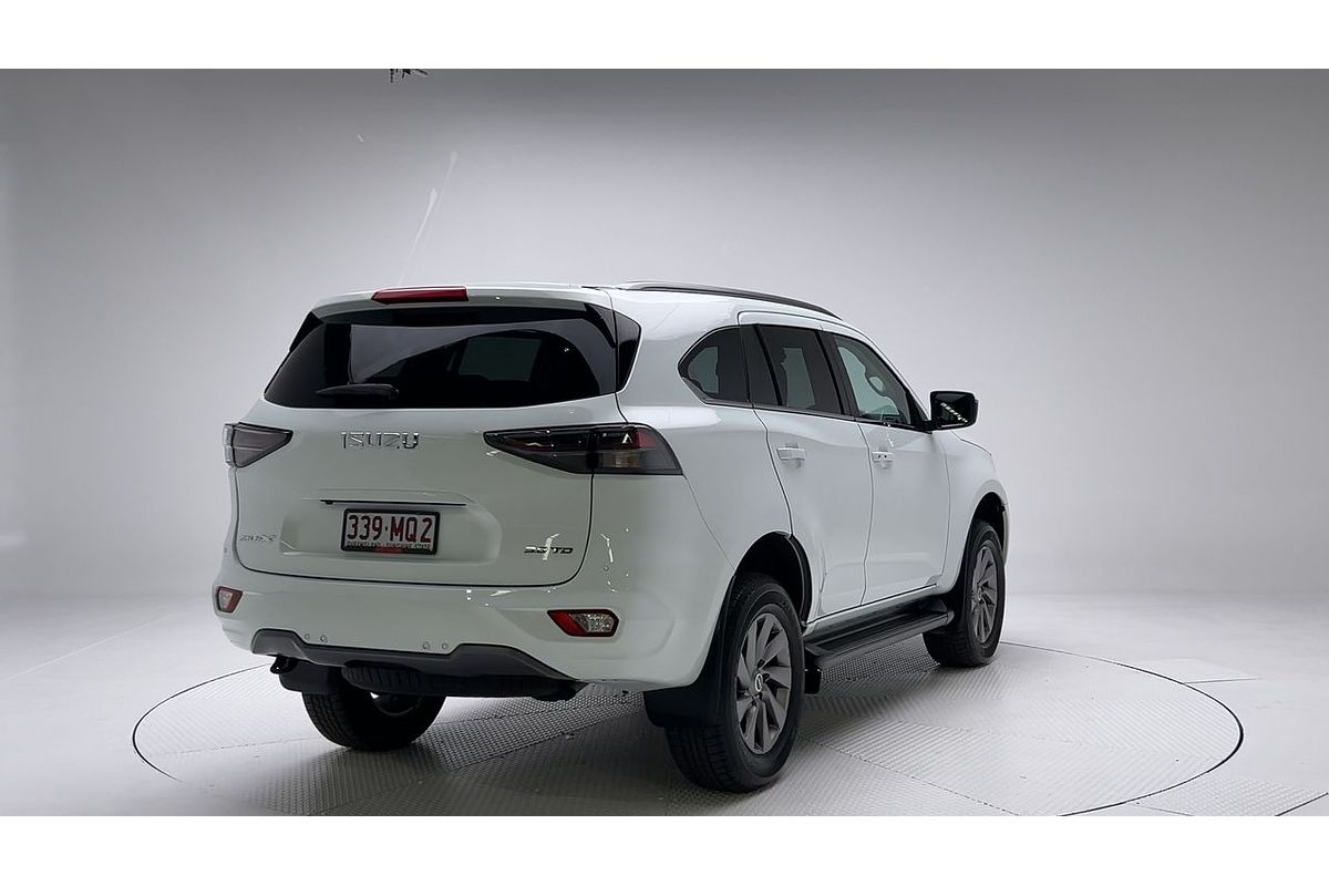 2023 Isuzu MU-X LS-U