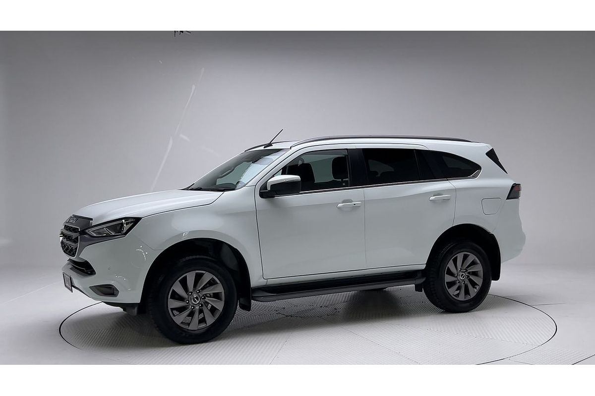 2023 Isuzu MU-X LS-U