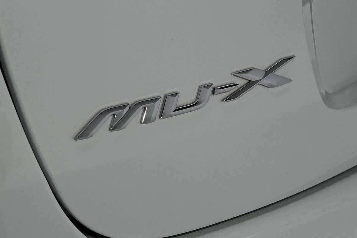 2023 Isuzu MU-X LS-U