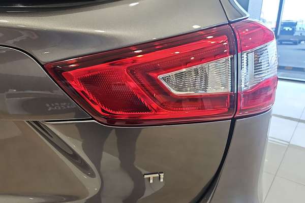 2017 Nissan QASHQAI Ti J11