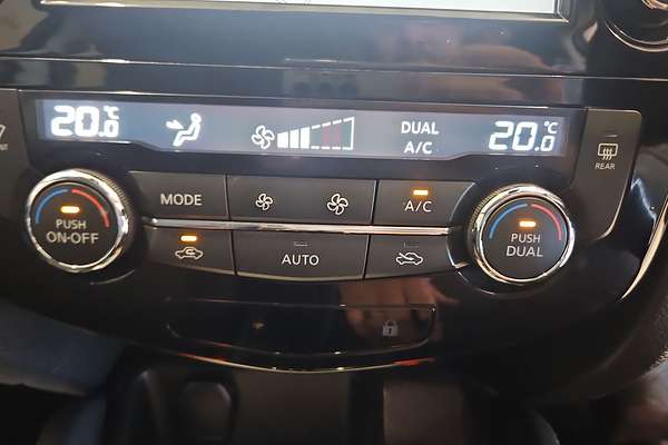 2017 Nissan QASHQAI Ti J11