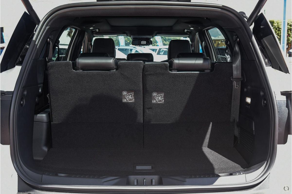 2025 Ford Everest Platinum