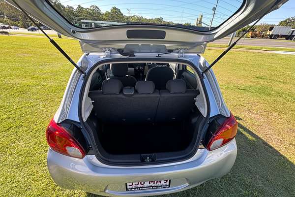 2013 Mitsubishi Mirage ES LA