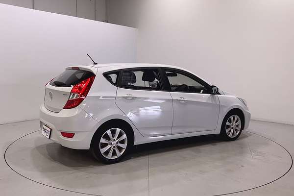 2019 Hyundai Accent Sport RB6