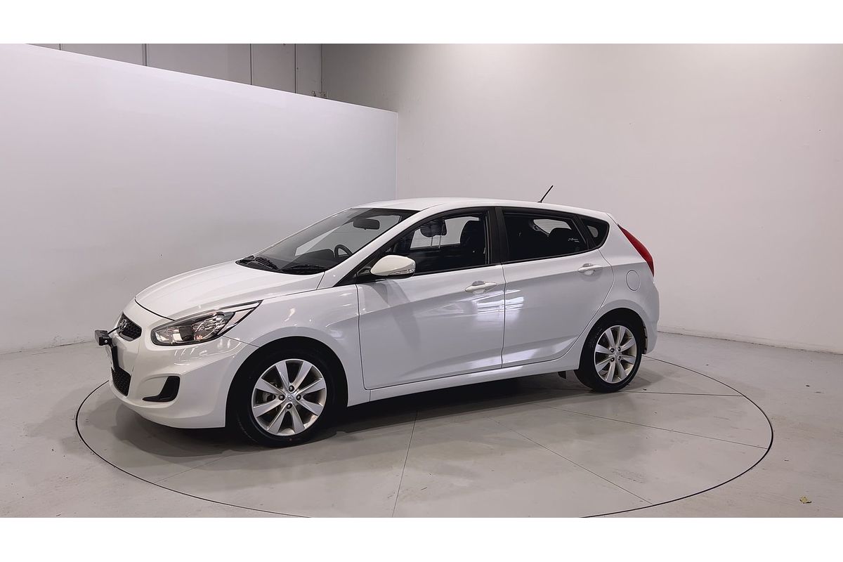 2019 Hyundai Accent Sport RB6
