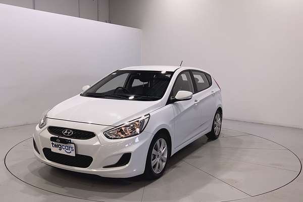 2019 Hyundai Accent Sport RB6