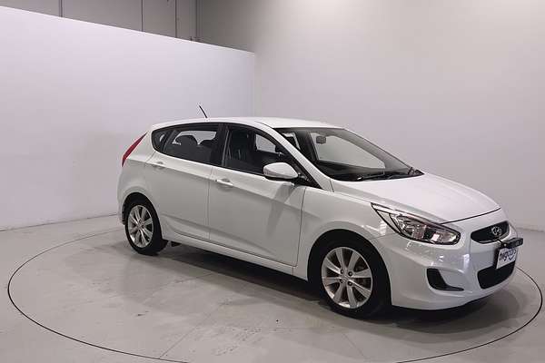2019 Hyundai Accent Sport RB6