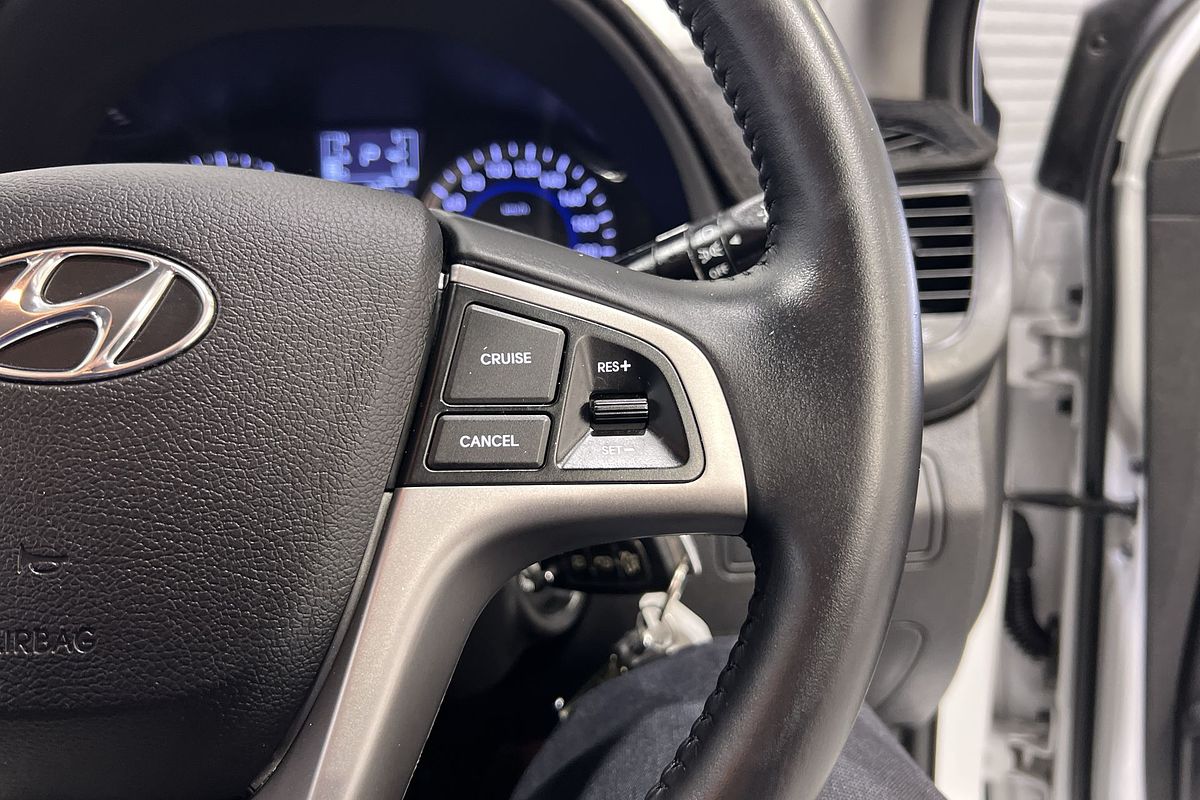 2019 Hyundai Accent Sport RB6