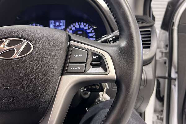2019 Hyundai Accent Sport RB6