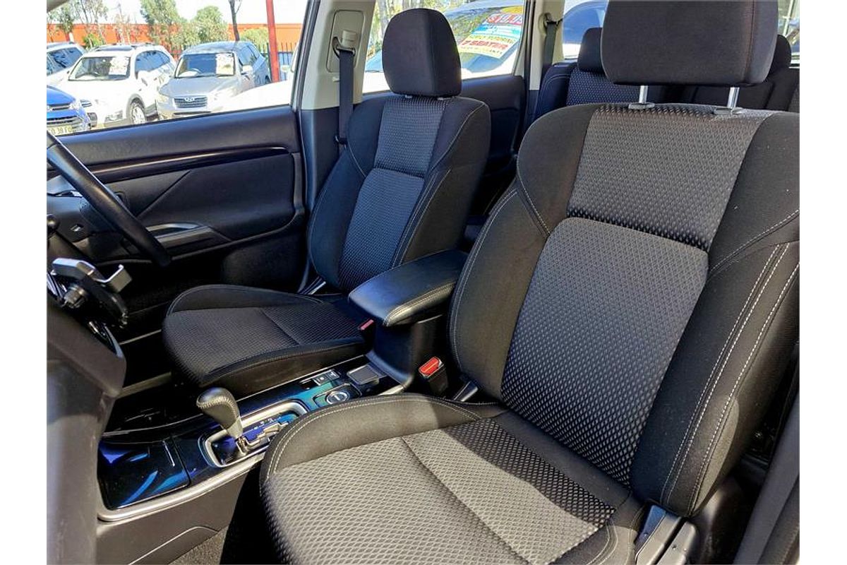 2018 Mitsubishi Outlander ES ADAS ZL