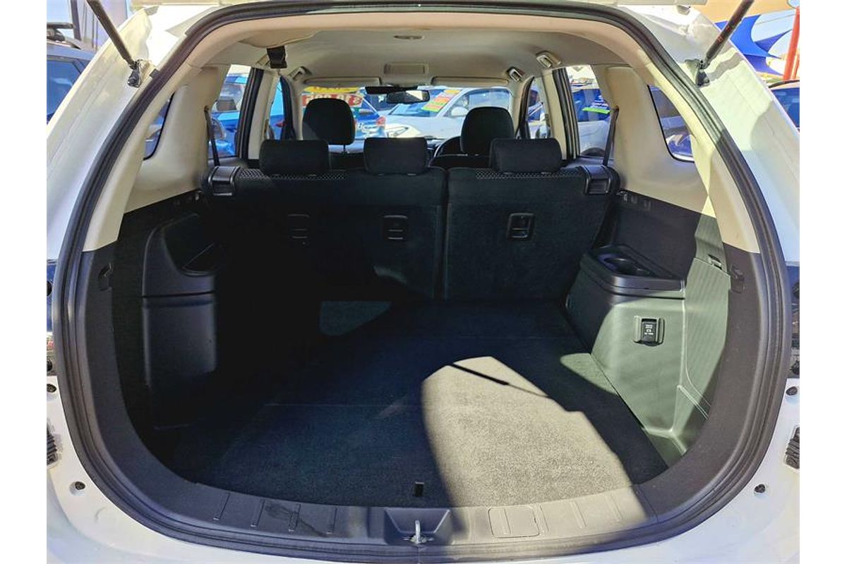 2018 Mitsubishi Outlander ES ADAS ZL