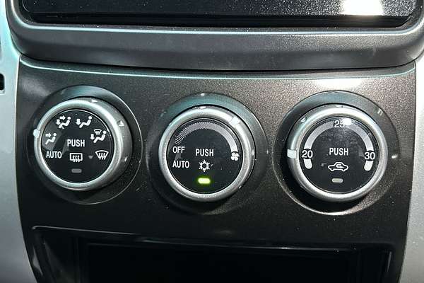 2013 Mitsubishi Challenger PC