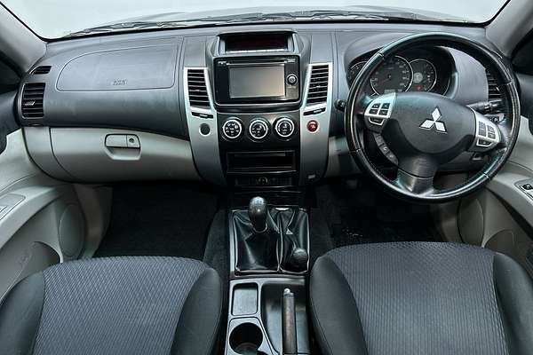 2013 Mitsubishi Challenger PC