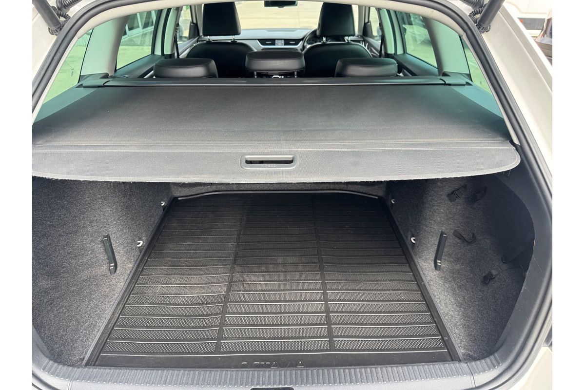 2015 SKODA Octavia Scout Premium 132TSI NE