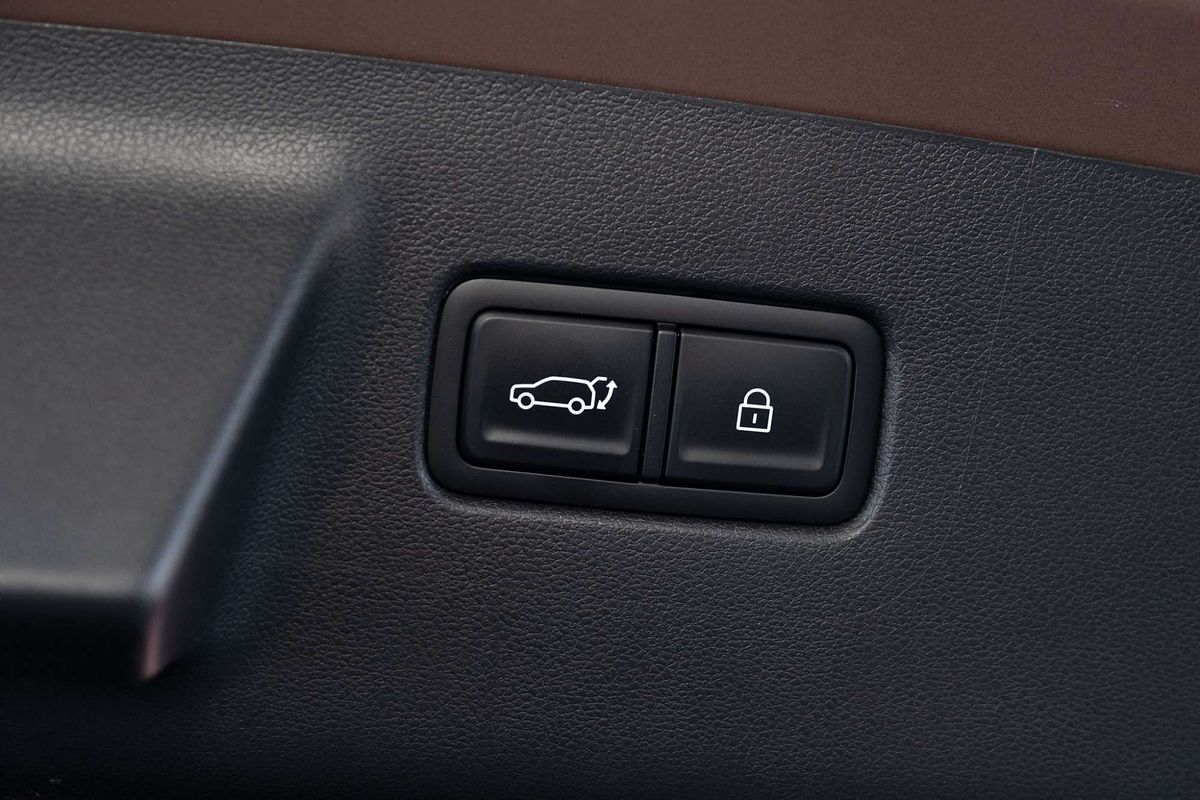 2024 Hyundai Santa Fe Hybrid Calligraphy MX5.V1