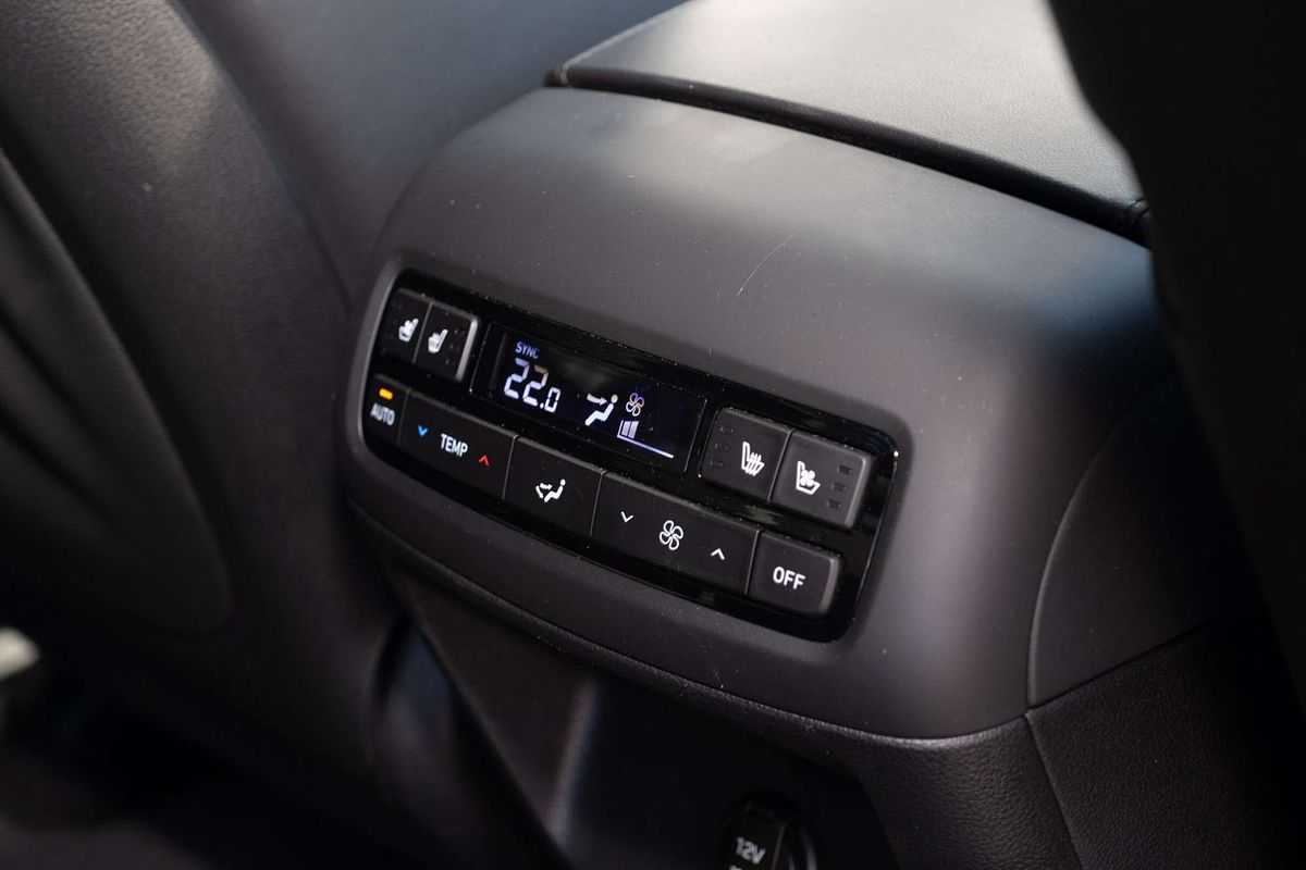 2024 Hyundai Palisade Calligraphy Black Ink LX2.V5