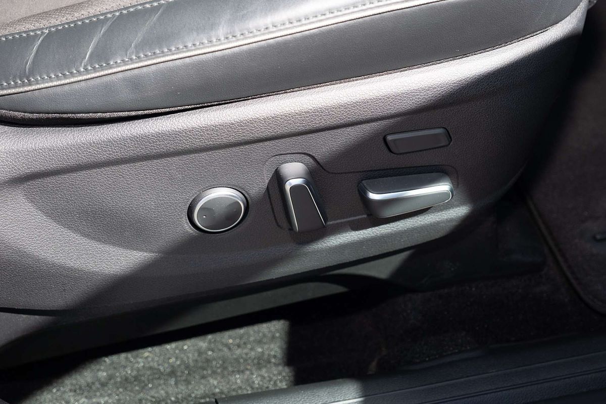 2024 Hyundai Palisade Calligraphy Black Ink LX2.V5