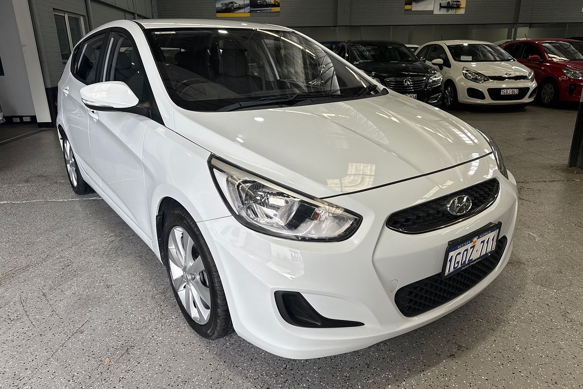 2018 Hyundai Accent Sport RB6
