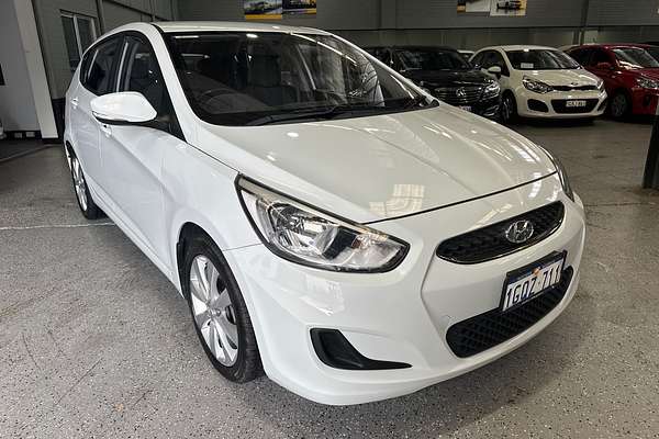 2018 Hyundai Accent Sport RB6