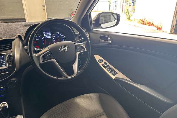 2018 Hyundai Accent Sport RB6