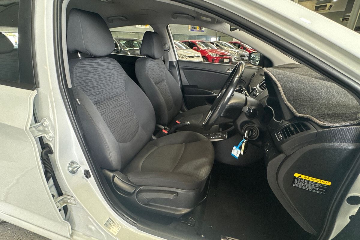 2018 Hyundai Accent Sport RB6
