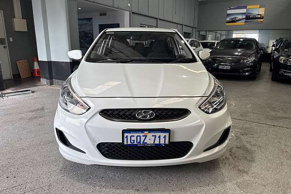 2018 Hyundai Accent Sport RB6