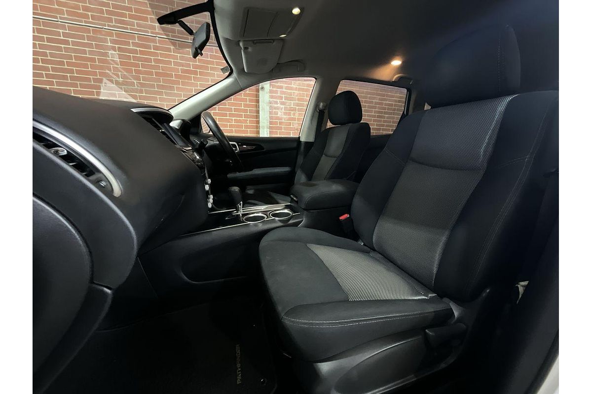 2018 Nissan Pathfinder ST R52 Series II