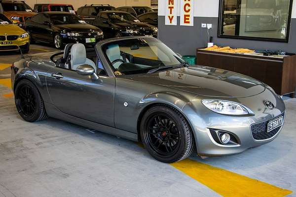2011 Mazda MX-5 Roadster Coupe NC Series 2