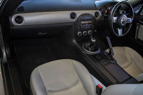 2011 Mazda MX-5 Roadster Coupe NC Series 2