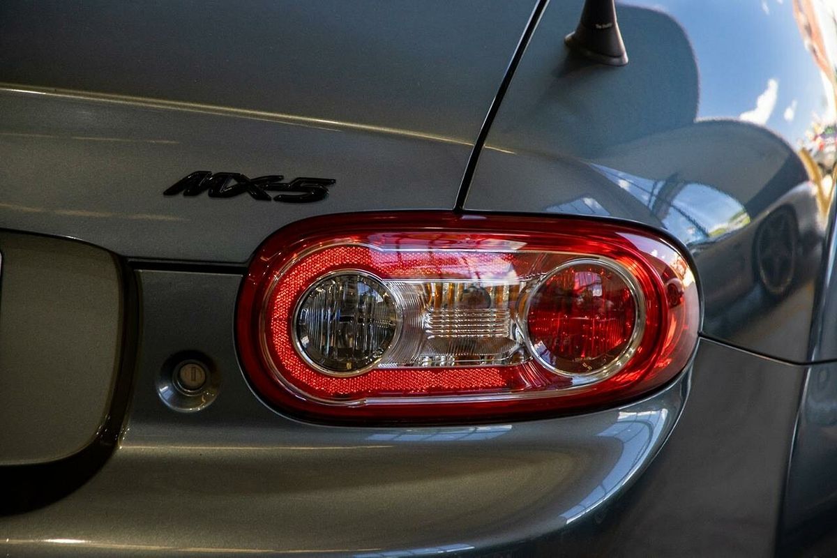 2011 Mazda MX-5 Roadster Coupe NC Series 2