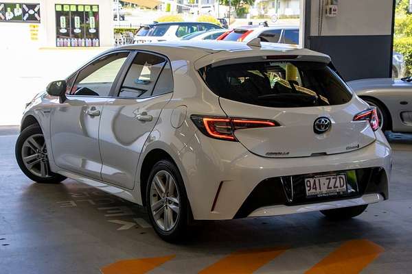 2018 Toyota Corolla Ascent Sport Hybrid ZWE211R