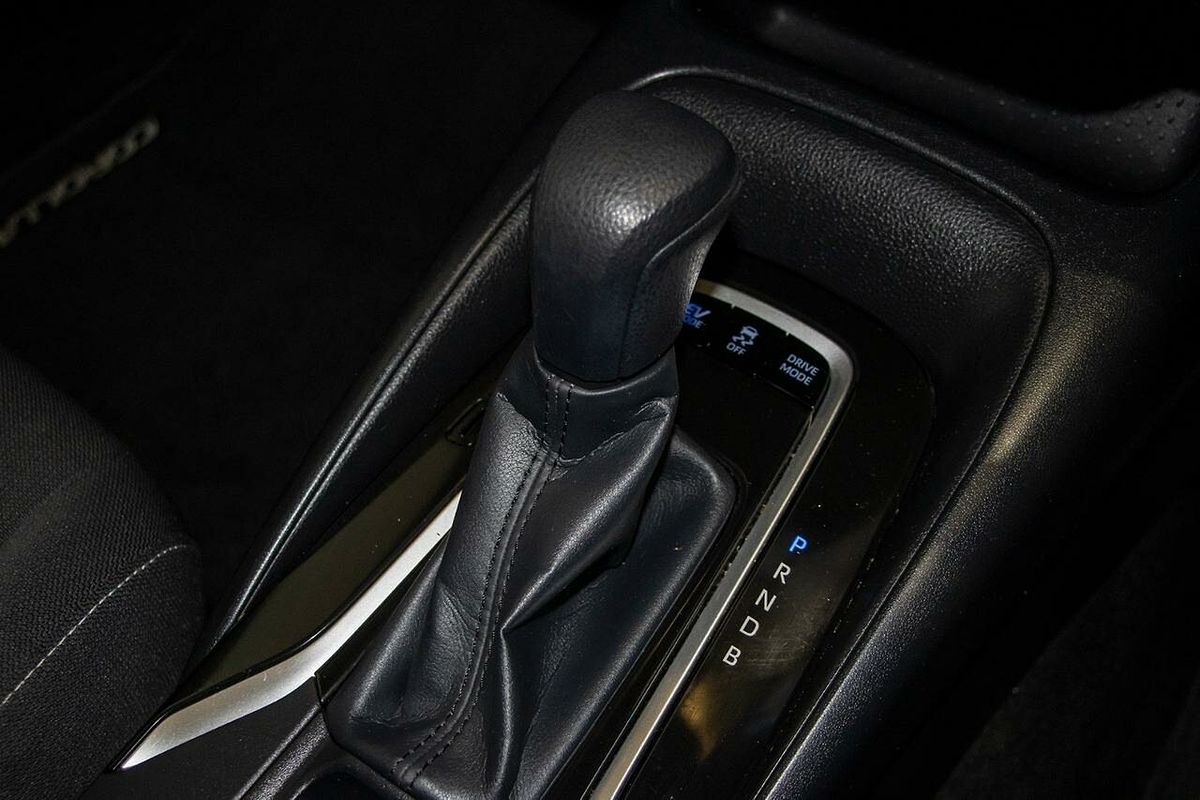2018 Toyota Corolla Ascent Sport Hybrid ZWE211R