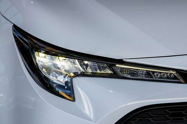 2018 Toyota Corolla Ascent Sport Hybrid ZWE211R